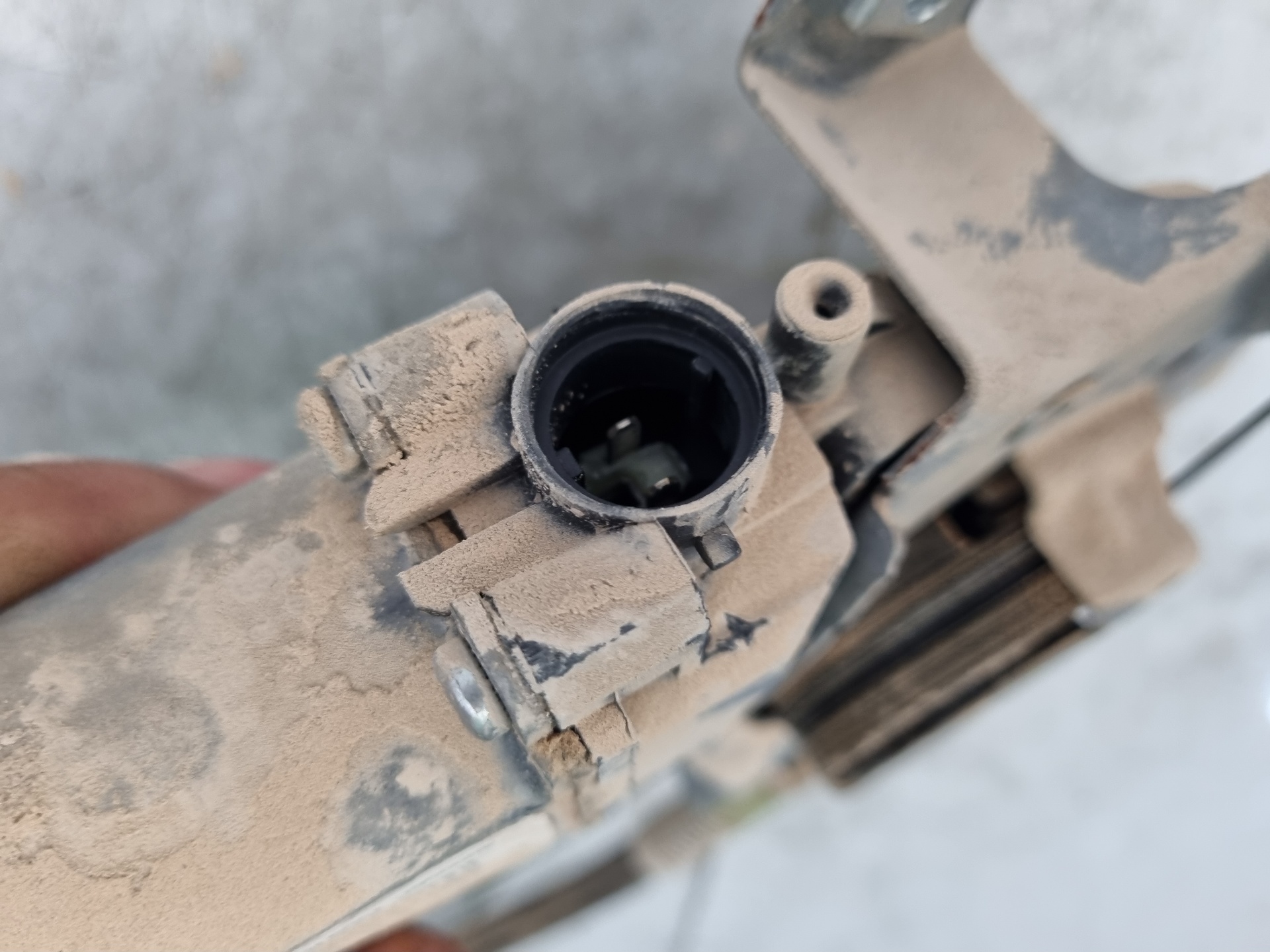 ELEVALUNAS DELANTERO DERECHO RENAULT TWINGO K9K 17