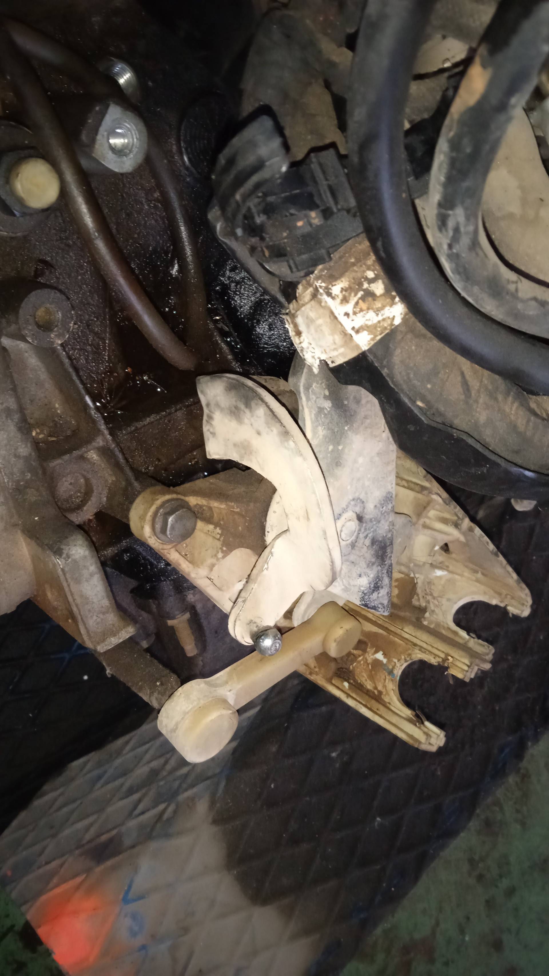 CAJA CAMBIOS CITROEN C4 BERLINA 9HX