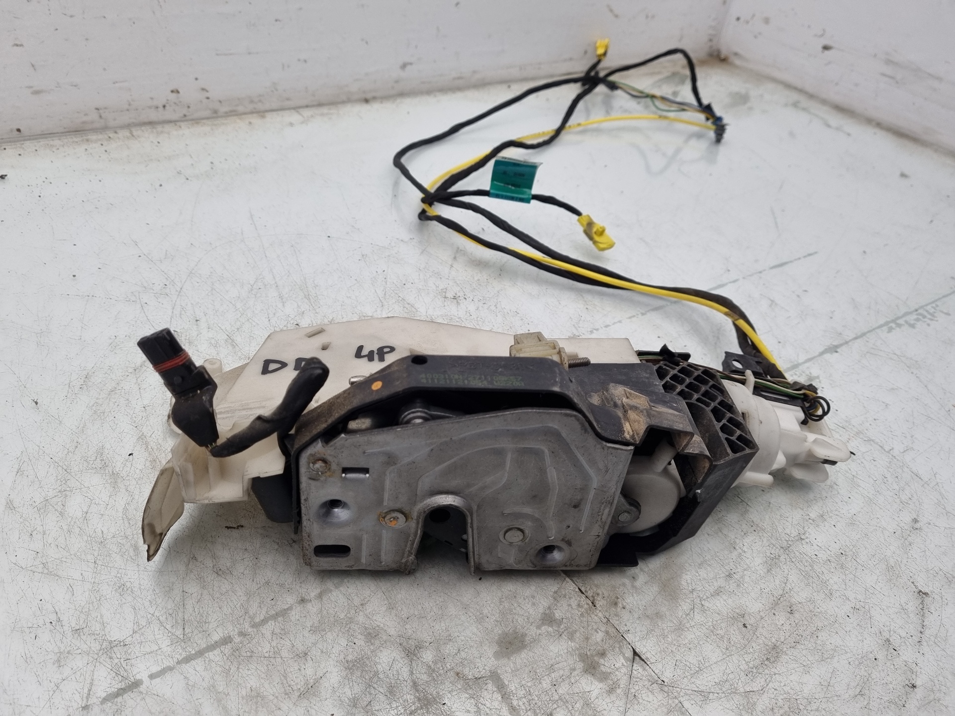 CERRADURA PUERTA DELANTERA DERECHA MERCEDES-BENZ C M112944