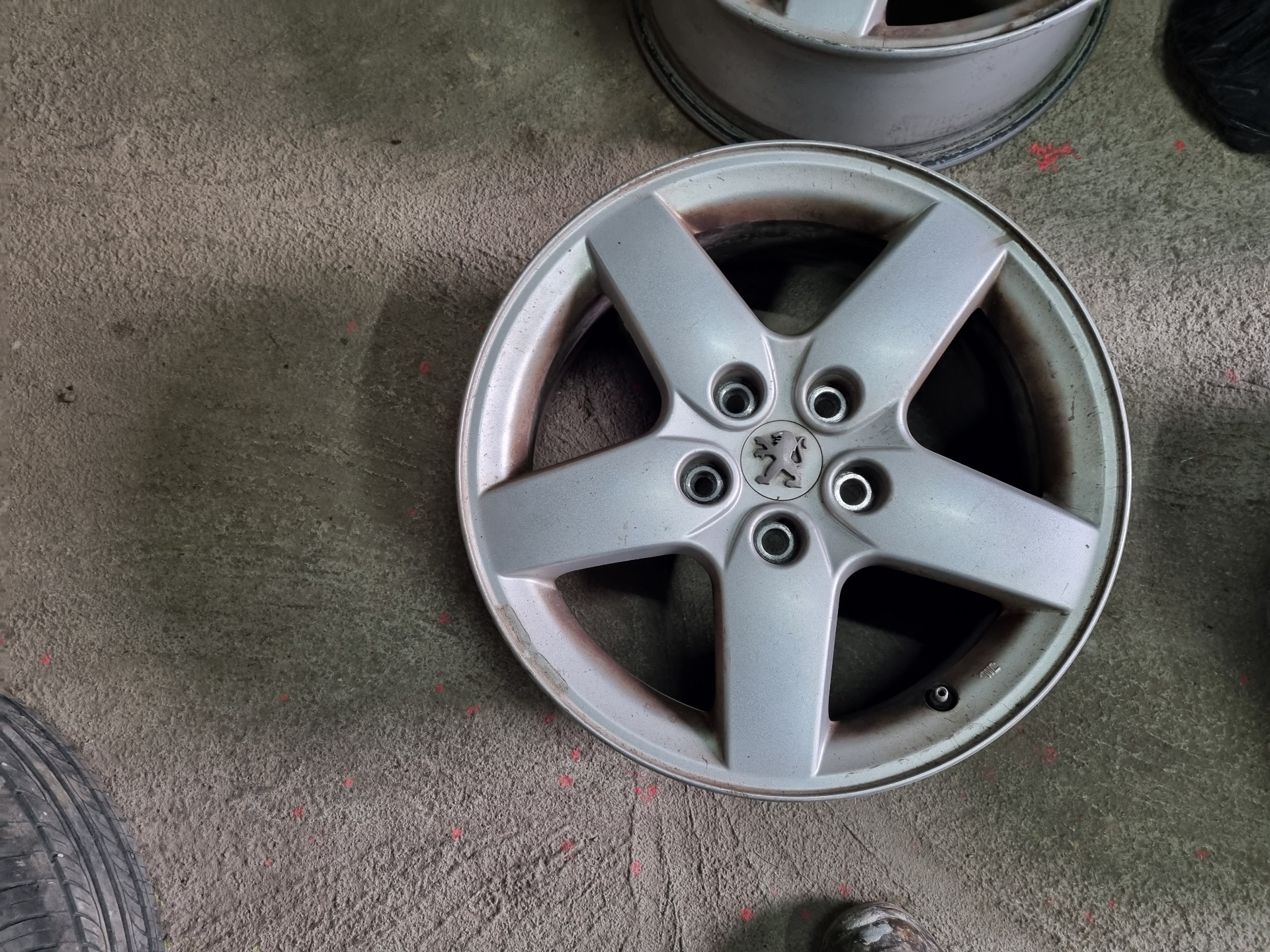 JUEGO LLANTAS PEUGEOT 407 9HZ