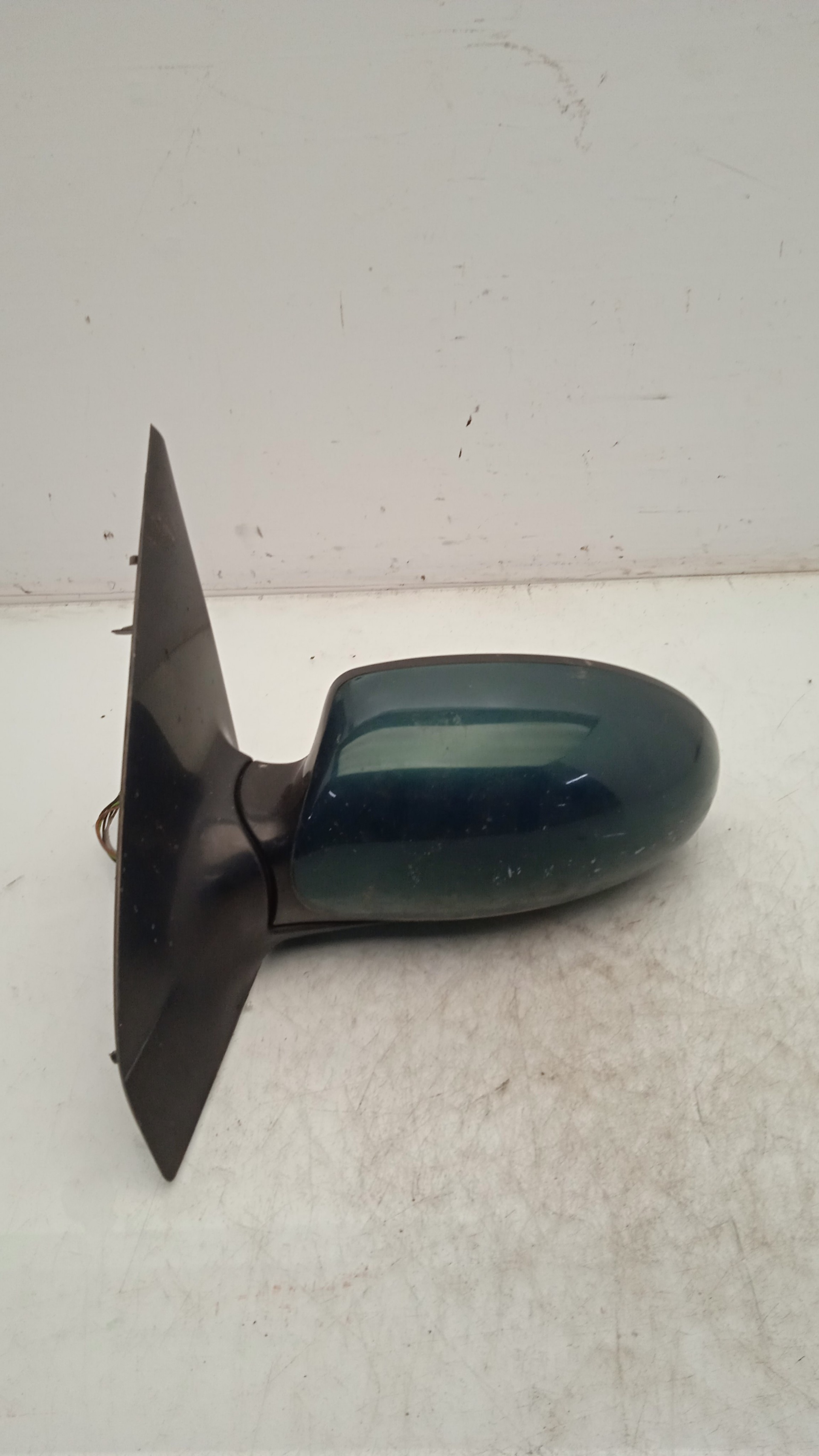 RETROVISOR IZQUIERDO FORD FOCUS F9DA