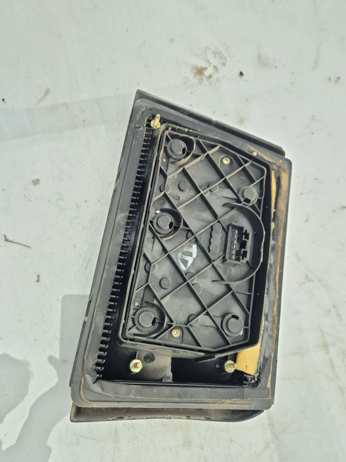 PILOTO TRASERO DERECHO FIAT CROMA 