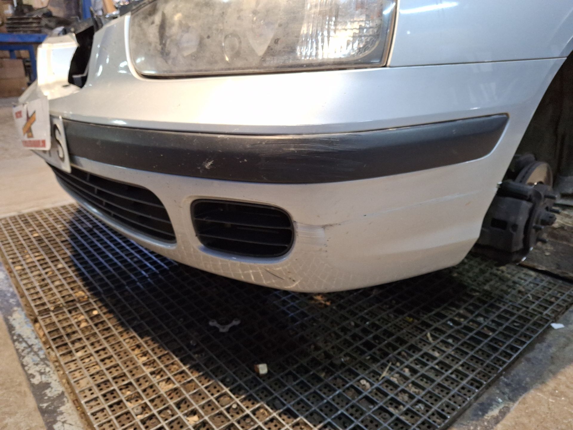 PARAGOLPES DELANTERO HYUNDAI ELANTRA 