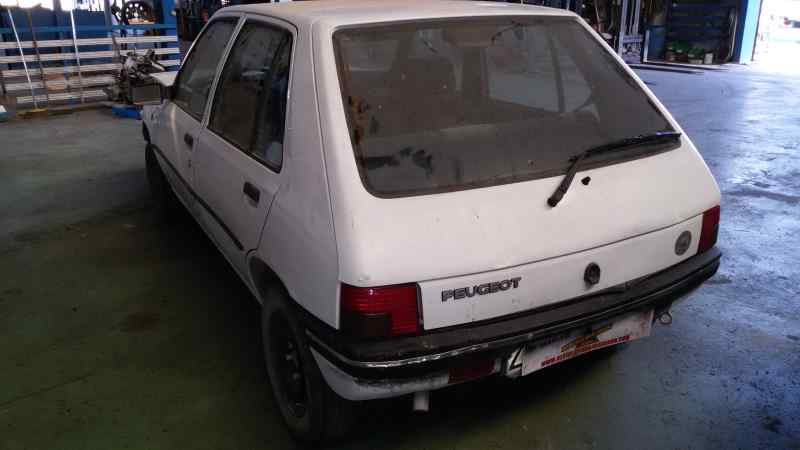 FARO DERECHO PEUGEOT 205 A9A