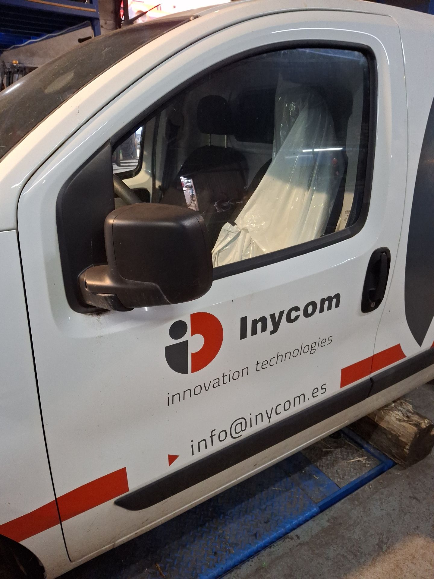PUERTA DELANTERA IZQUIERDA FIAT FIORINO 