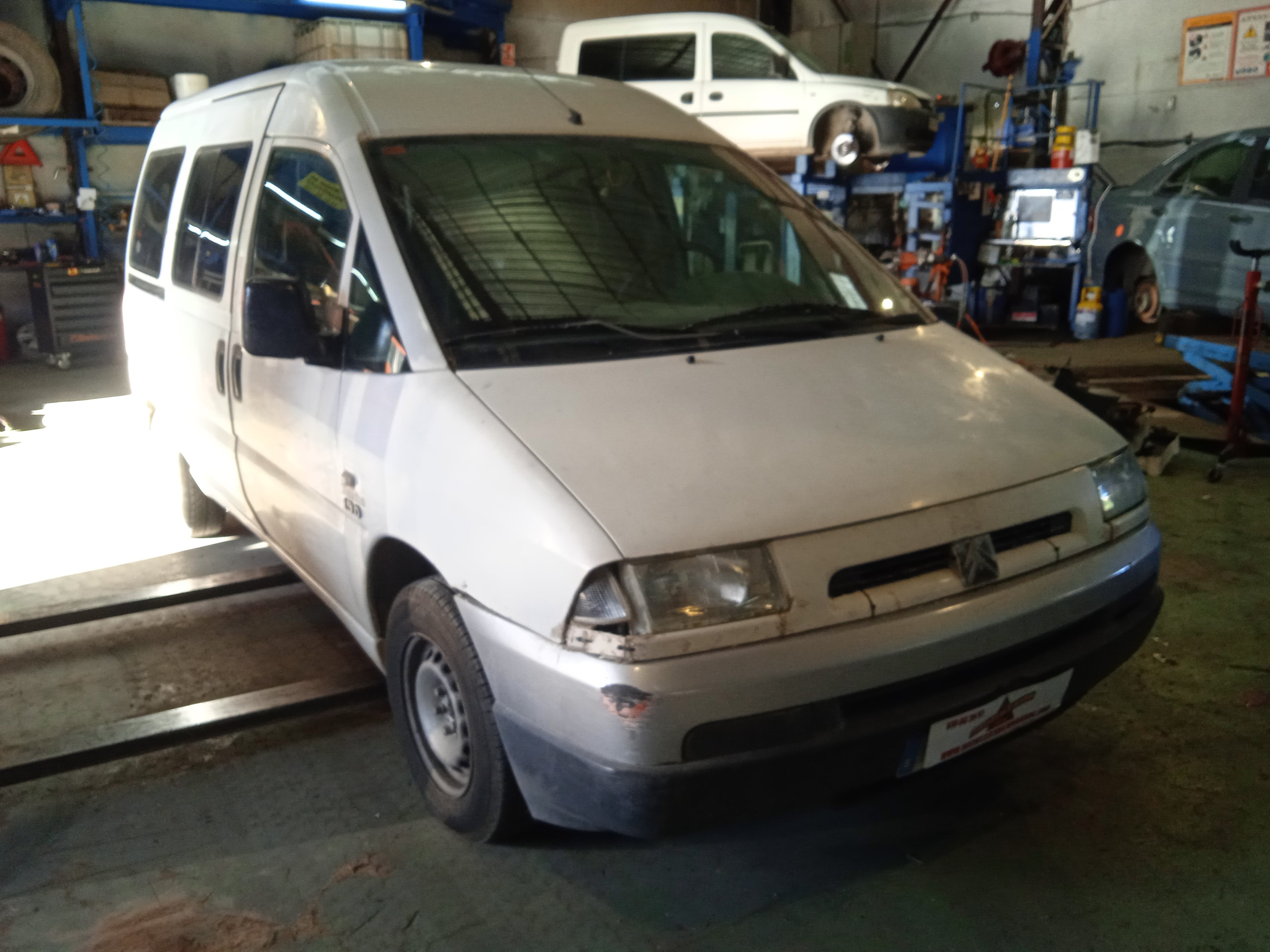 TRANSMISION DELANTERA IZQUIERDA CITROEN JUMPY 