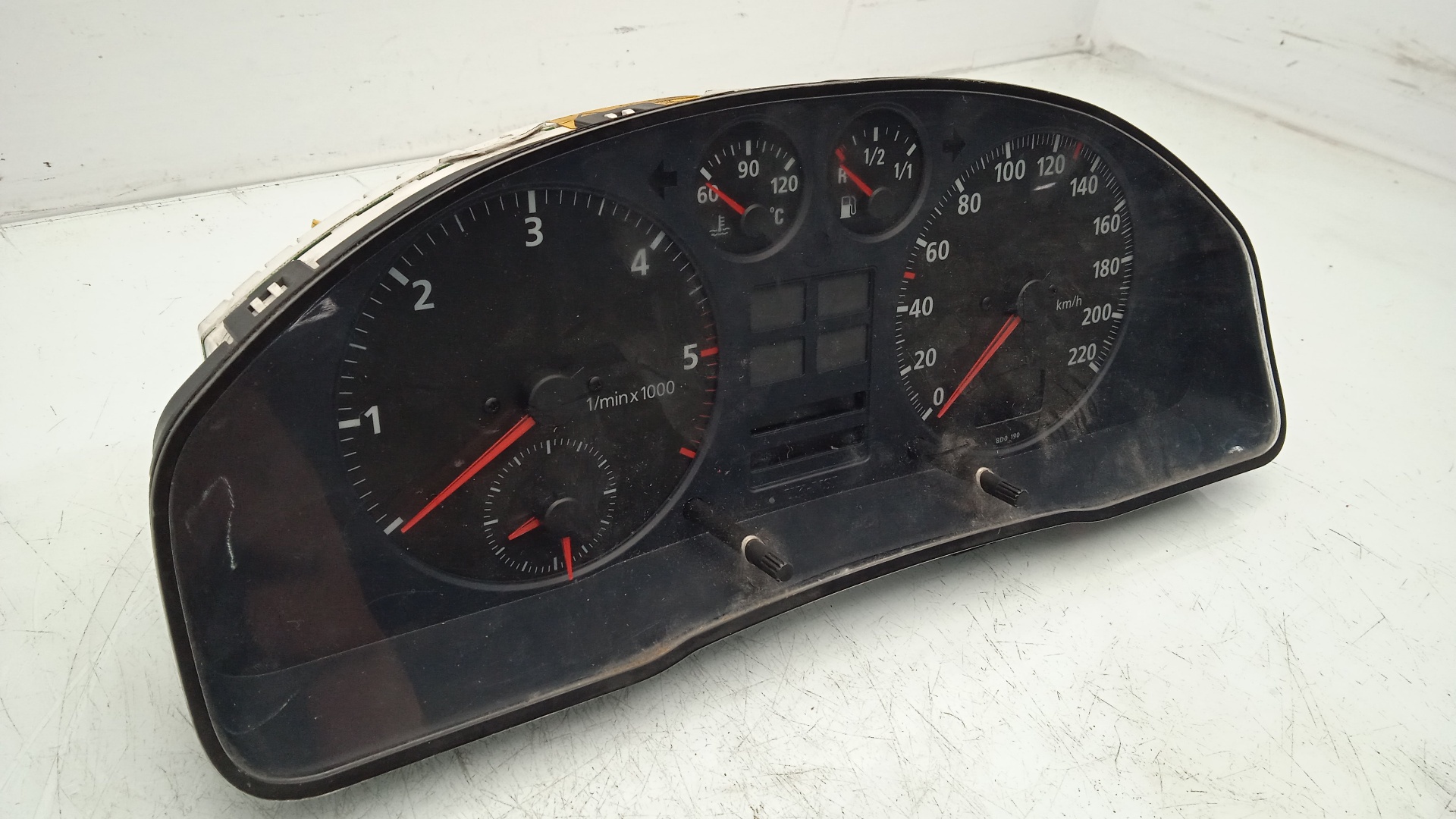 CUADRO INSTRUMENTOS AUDI A4 1Z