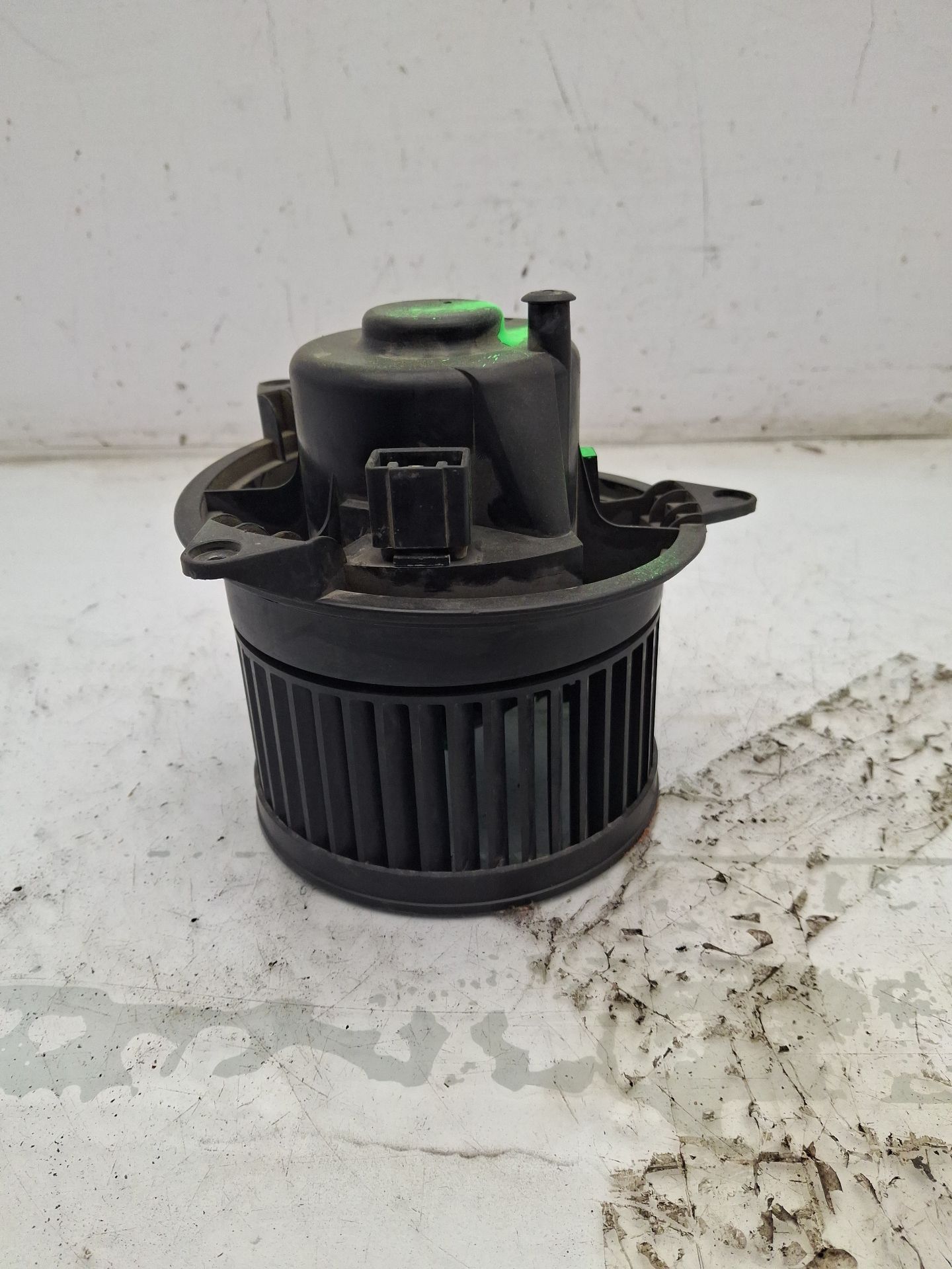 VENTILADOR CALEFACCION FORD TOURNEO 