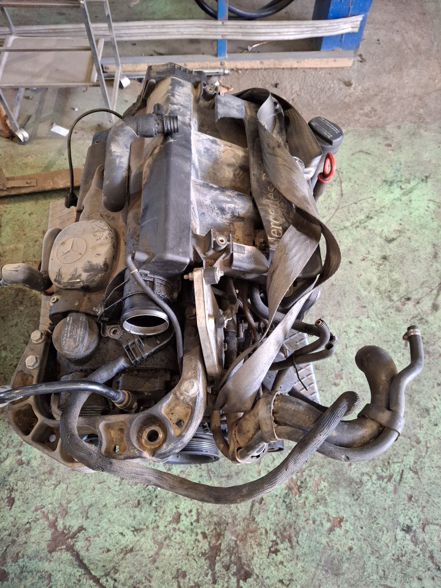 MOTOR COMPLETO MERCEDES-BENZ VITO 
