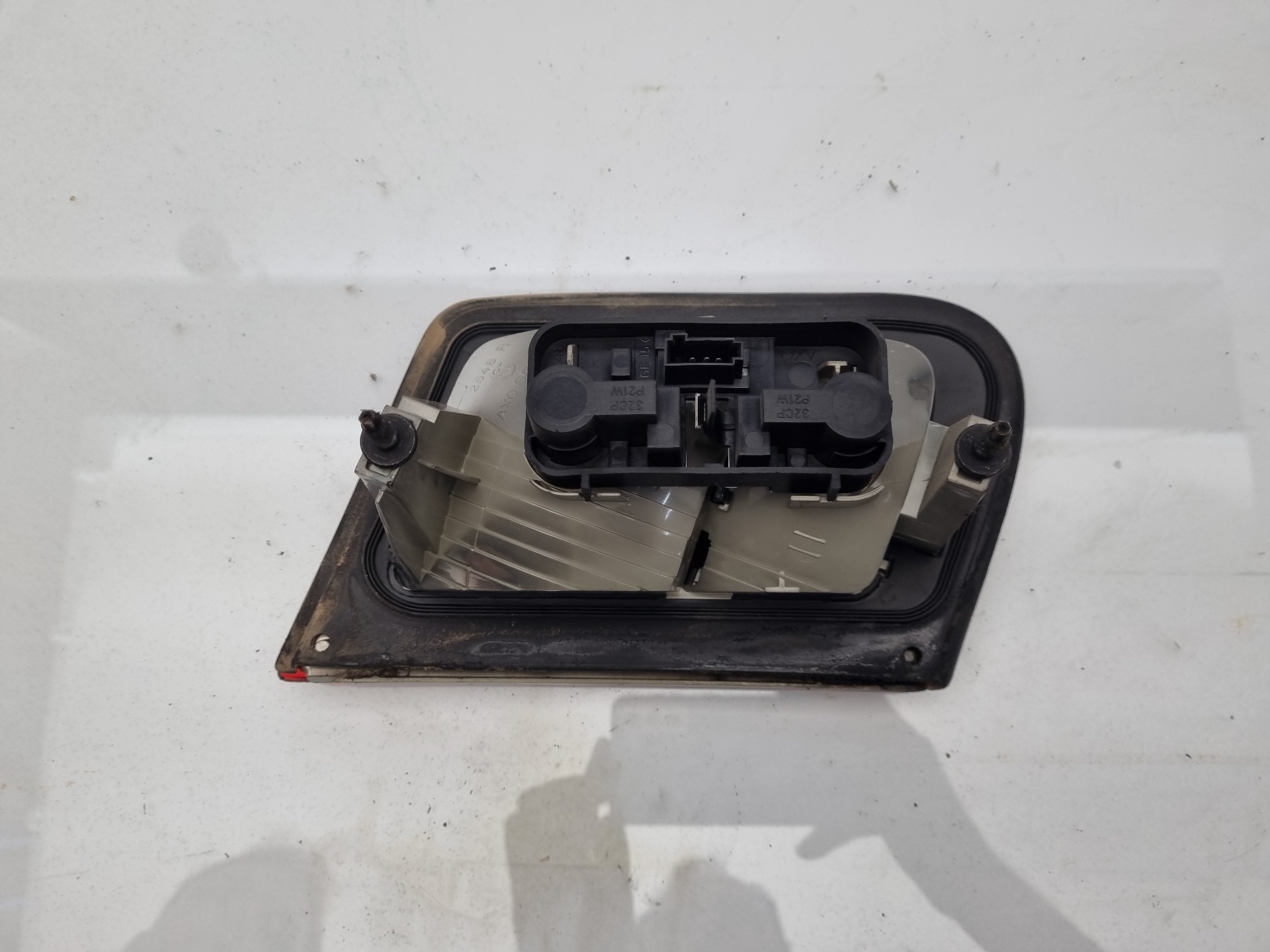 PILOTO TRASERO DERECHO INTERIOR SAAB 9-3 D223L