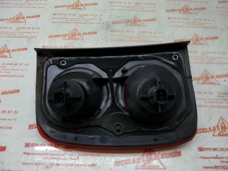 PILOTO TRASERO DERECHO LAND ROVER FREELANDER 18K4F