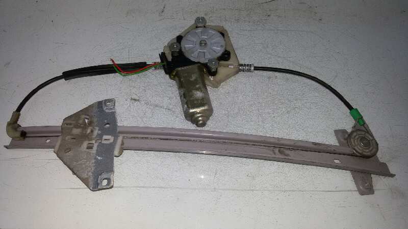 ELEVALUNAS DELANTERO IZQUIERDO VOLVO S40 D4192T