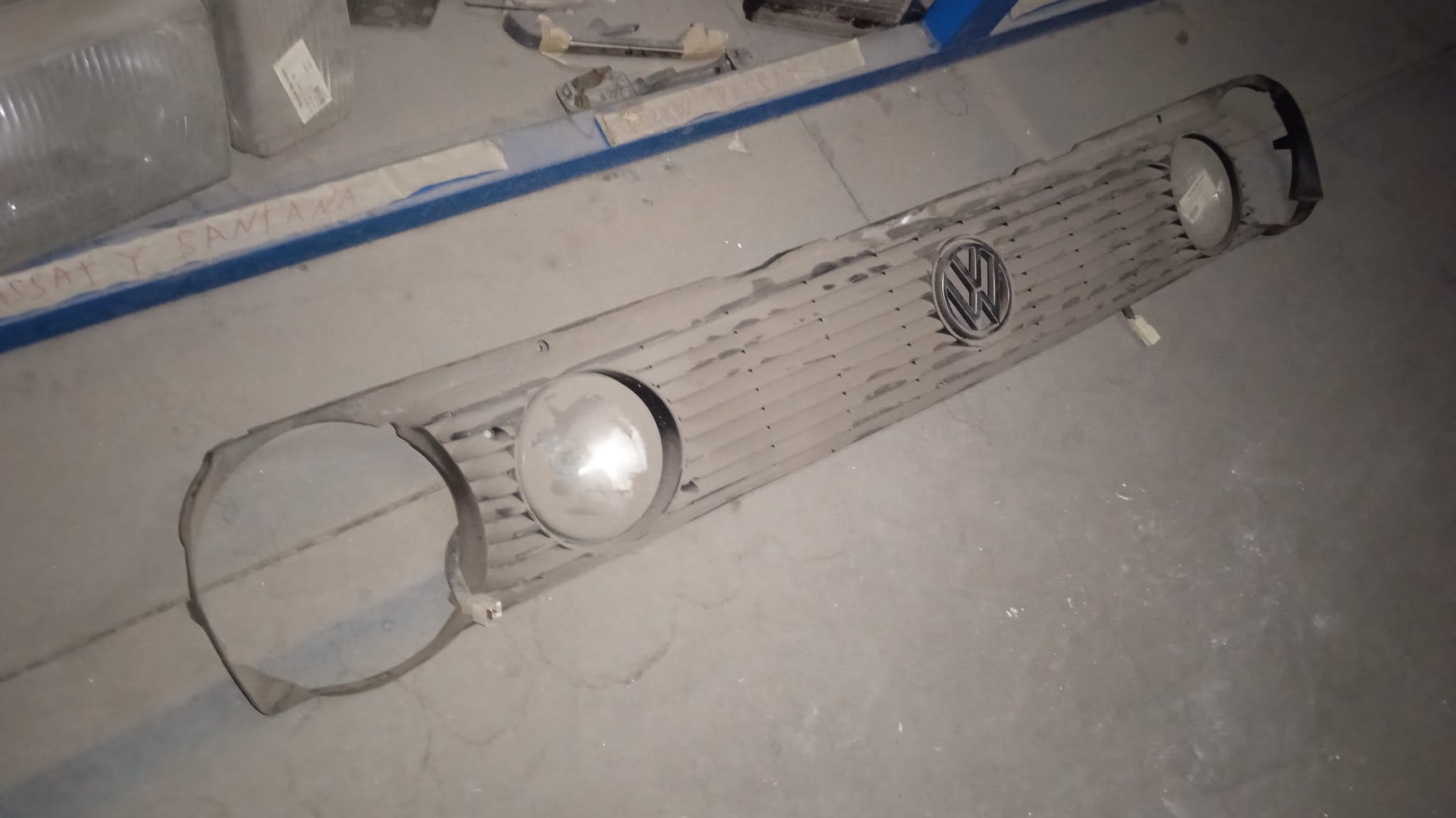 REJILLA DELANTERA VOLKSWAGEN POLO 