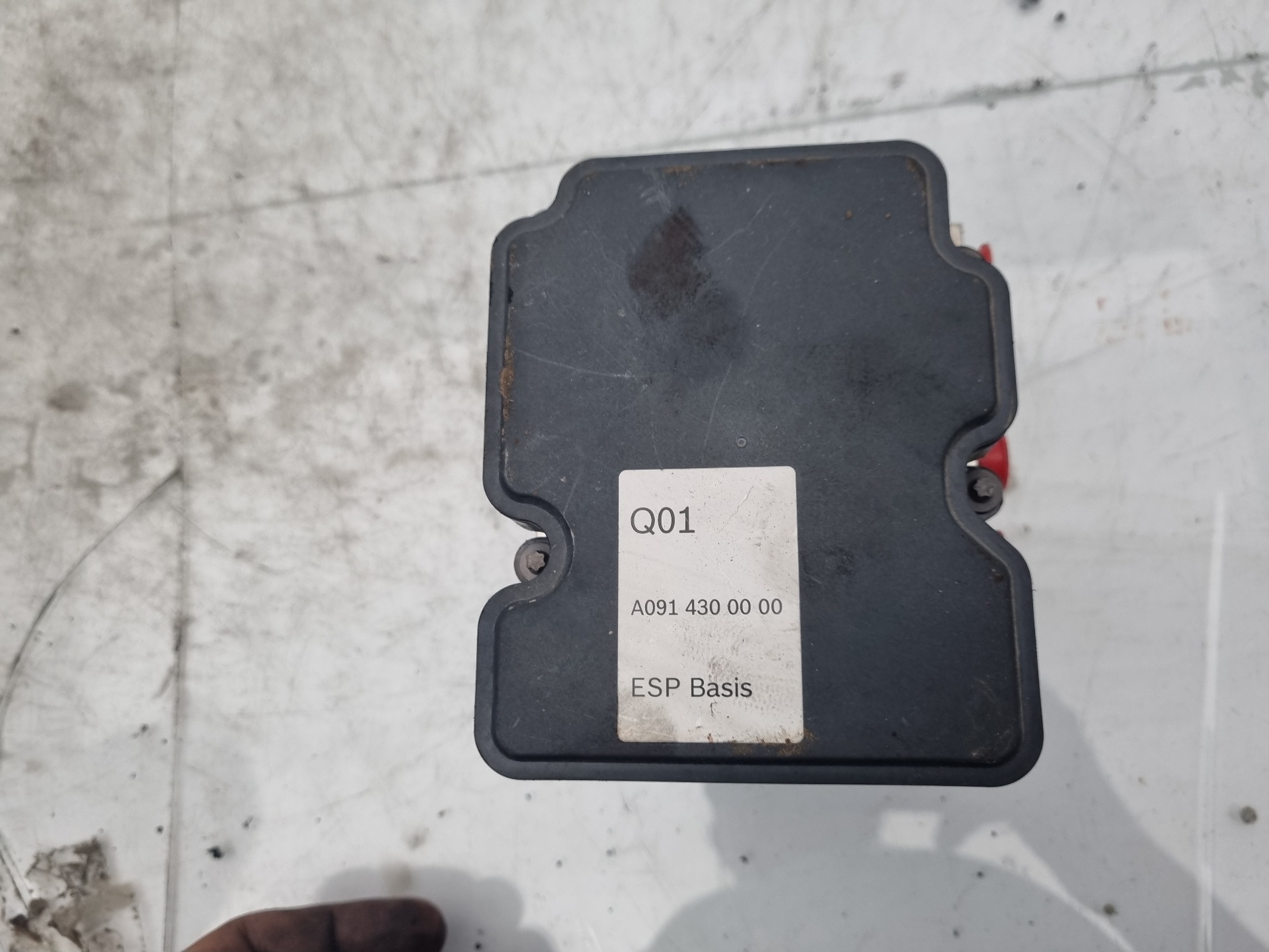 ABS INFINITI Q30 270910