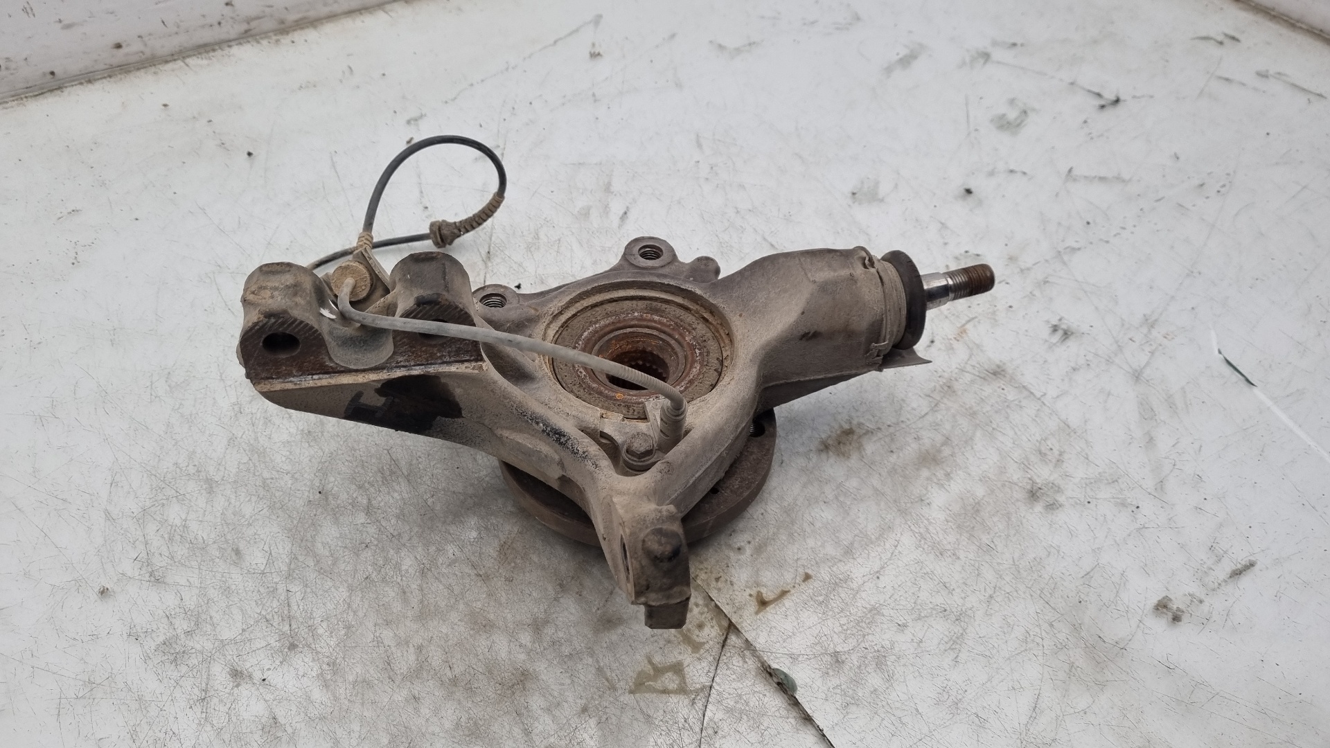 MANGUETA DELANTERA IZQUIERDA CITROEN C4 LIM. 9H06