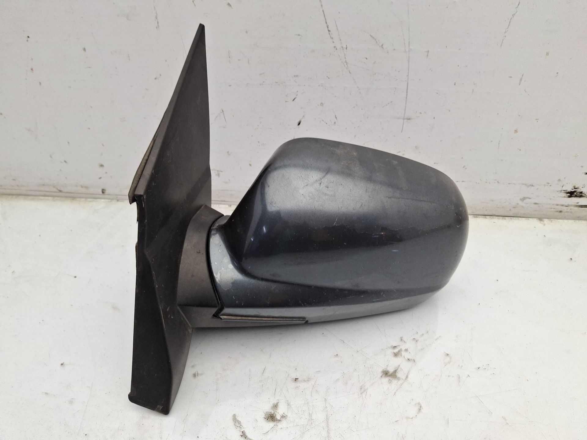 RETROVISOR IZQUIERDO SSANGYONG KYRON 