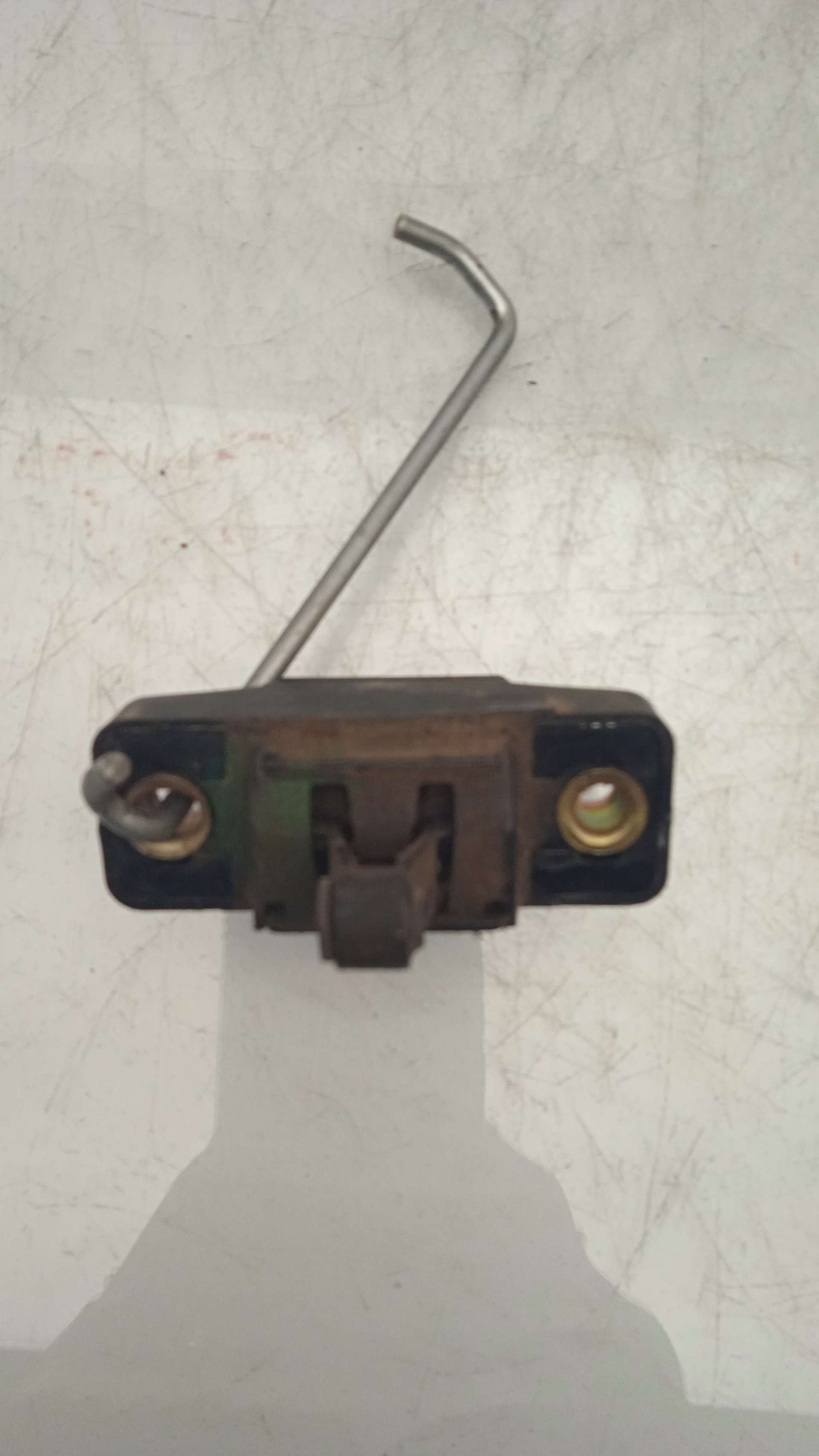 CERRADURA MALETERO / PORTON RENAULT SC?NIC F9Q K7