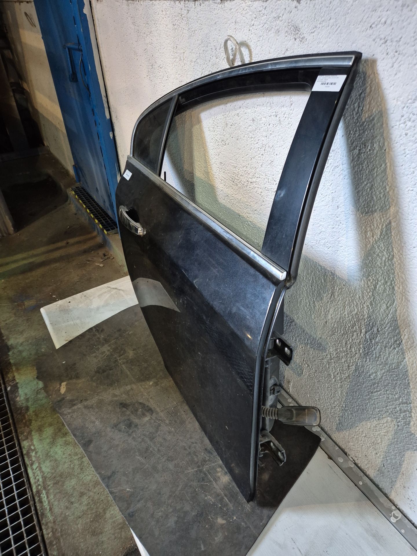 PUERTA TRASERA DERECHA OPEL INSIGNIA 