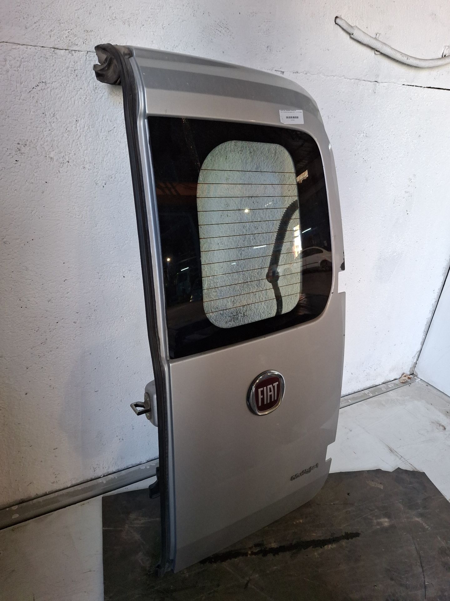 PORTON TRASERO DERECHO FIAT FIORINO 