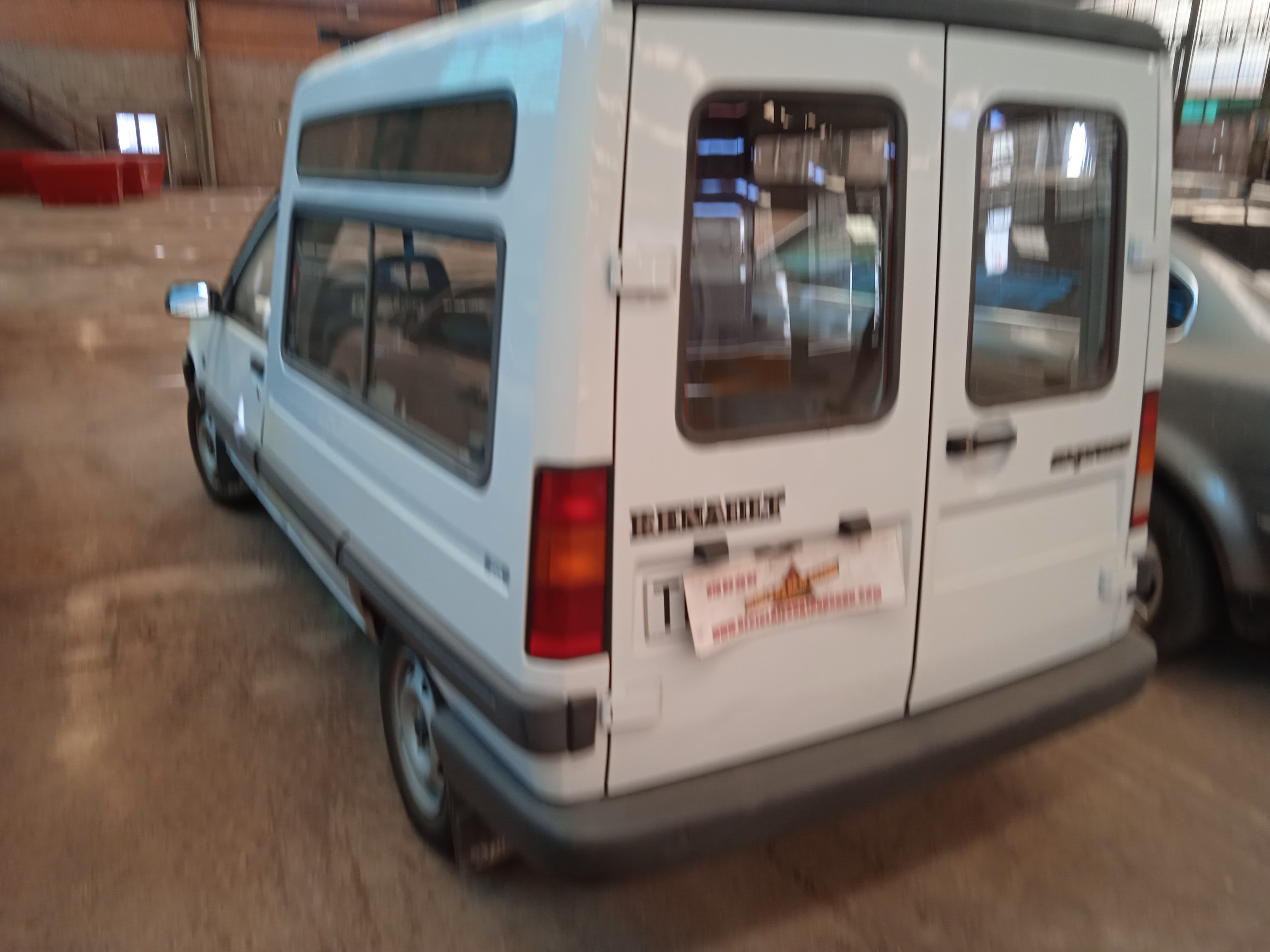 ALTERNADOR RENAULT RAPID/EXPRESS (F40) F8M