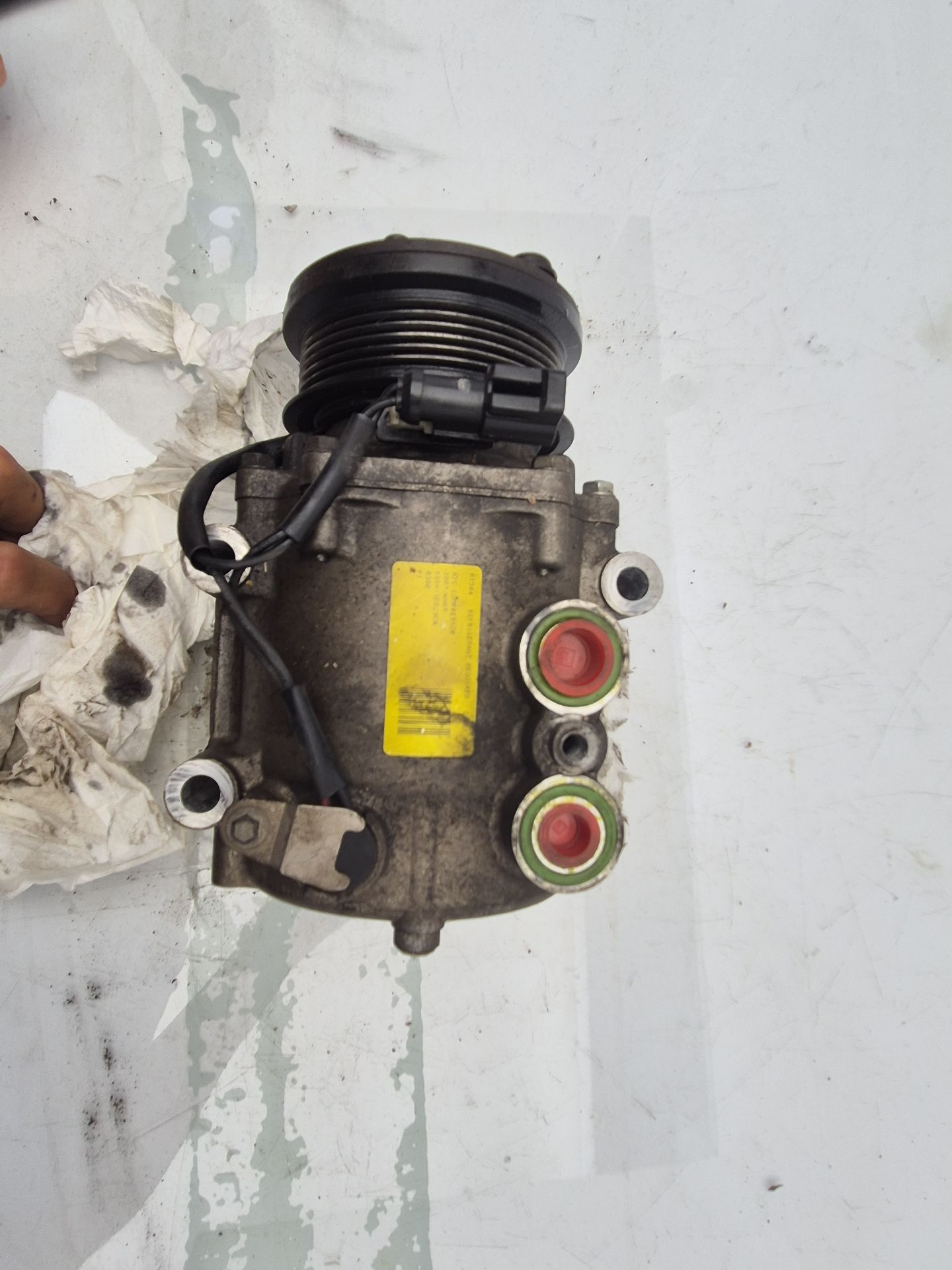 COMPRESOR AIRE ACONDICIONADO FORD FIESTA 