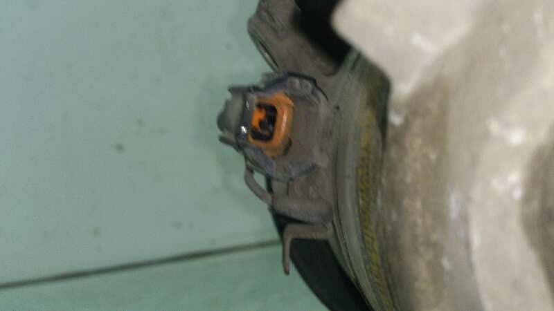 COMPRESOR AIRE ACONDICIONADO NISSAN ALMERA YD22